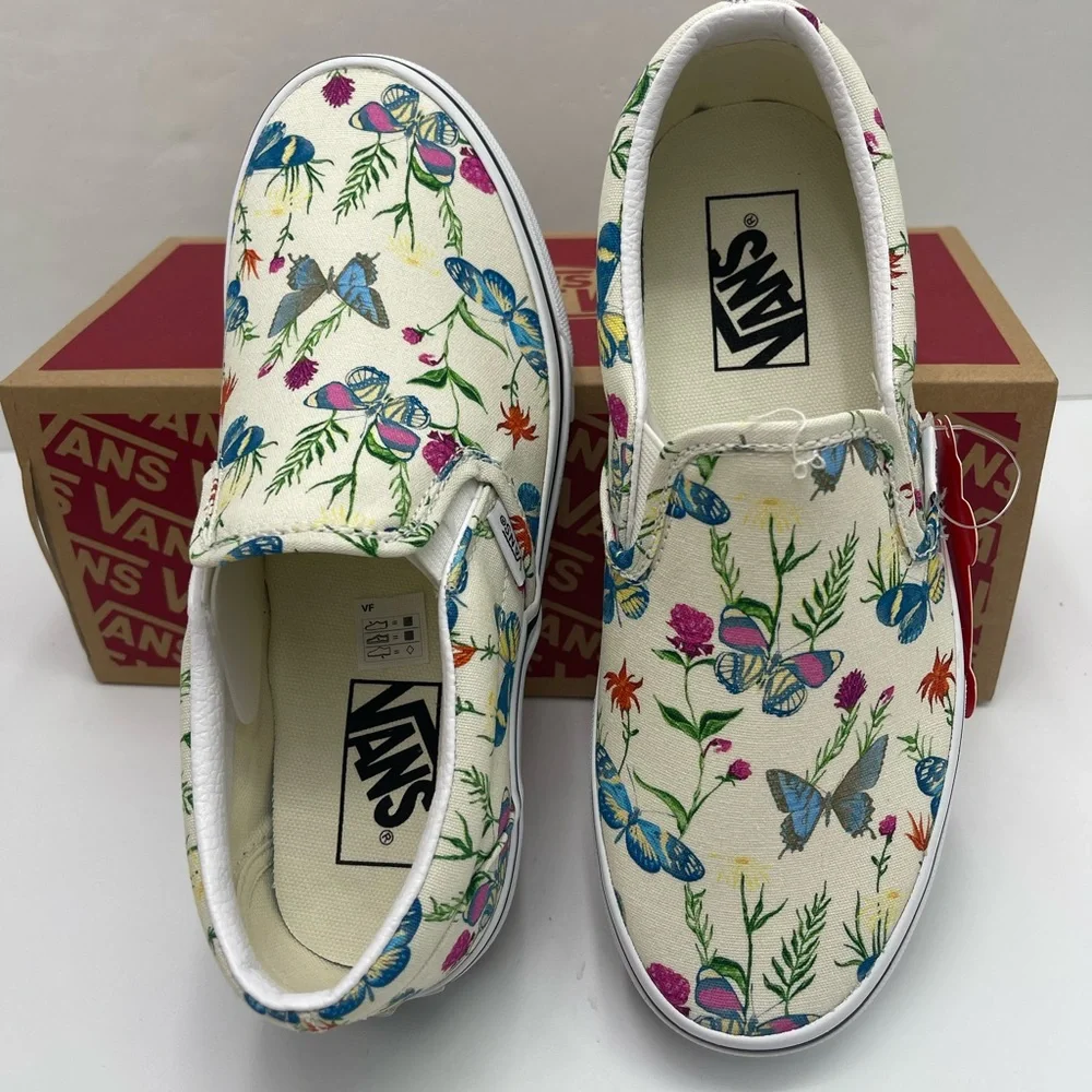 Vans Men’s Classic Slip-On
Butterfly Floral Marshmallow Sneakers 
VN0A5AO8UC0 - Picture 4 of 16